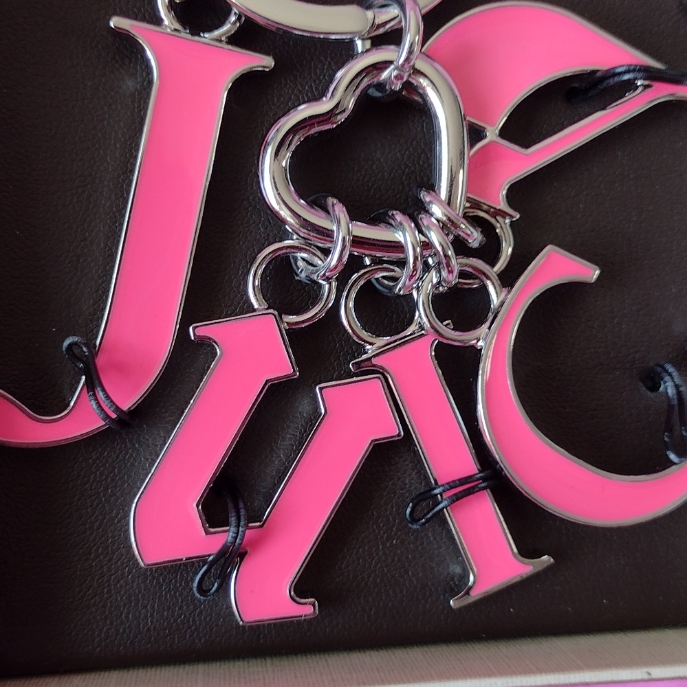 JC ๐ LOVE ๐ Born in the Glamorous USA Clutch & Huge Pink Enamel ๐๏ธ Ring NWT - Picture 3 of 9